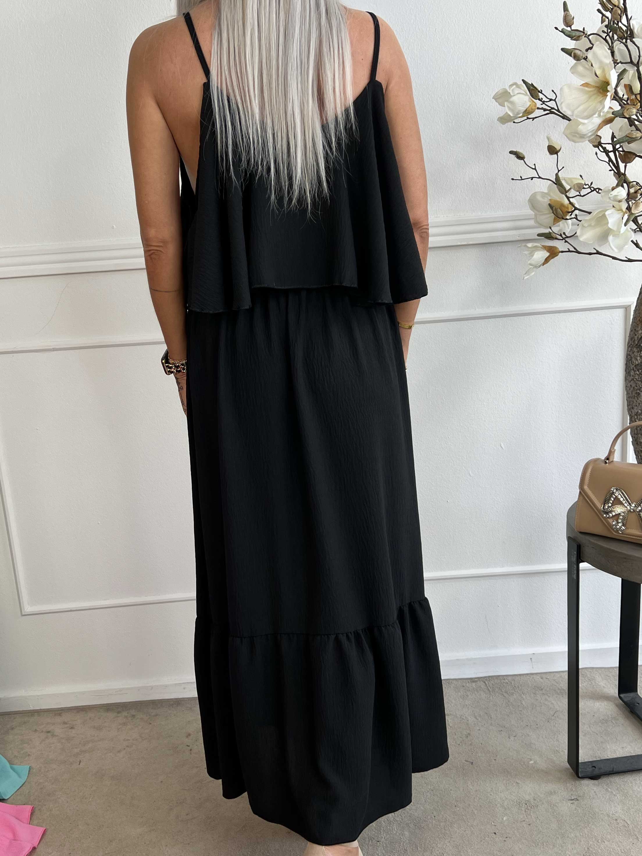 Adelisa - Sød lang stropkjole med flæser